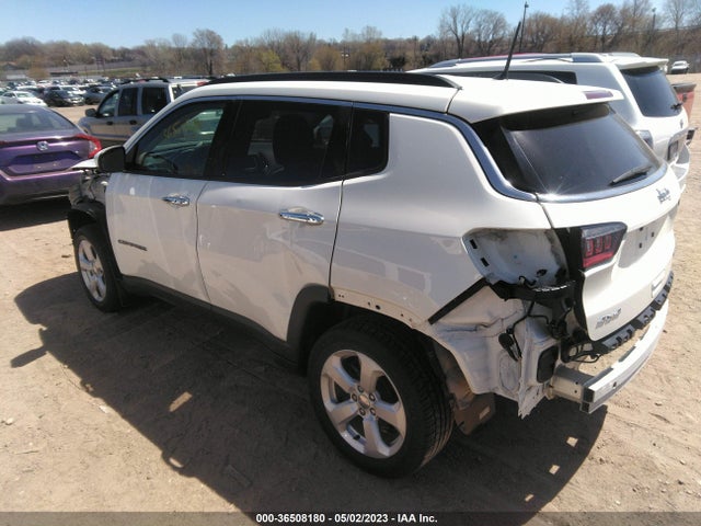 3C4NJDBB8JT150600 Jeep Compass Latitude