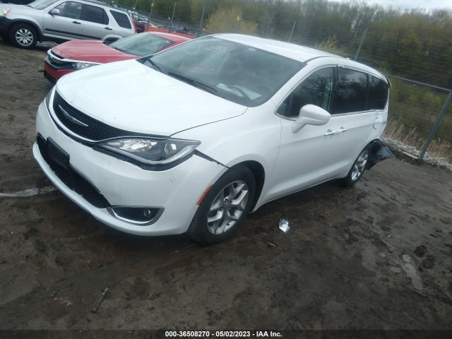 Chrysler Pacifica Touring Plus 2019 2C4RC1FG6KR528613 Image 2