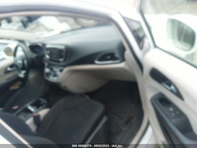Chrysler Pacifica Touring Plus 2019 2C4RC1FG6KR528613 Image 6