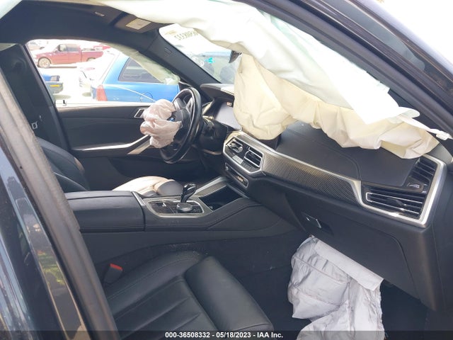 2022 BMW X6, VIN: 5UXCY6C00N9L60679