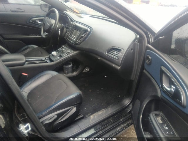 Chrysler 200 S 2015 1C3CCCBG0FN516309 Image 5