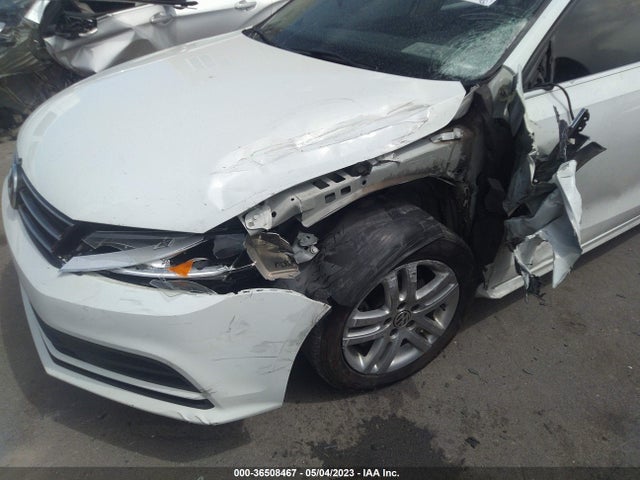 3VW2B7AJ9HM256825 Volkswagen Jetta 1.4t S