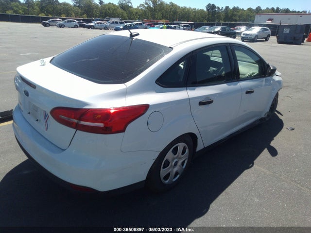2015 FORD FOCUS S VIN: 1FADP3E2XFL303972