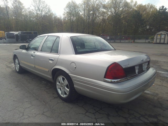 2011 FORD CROWN VICTORIA LX VIN: 2FABP7EV4BX174729