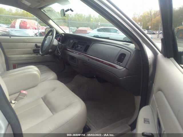 2011 FORD CROWN VICTORIA LX VIN: 2FABP7EV4BX174729