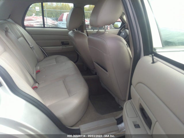 2011 FORD CROWN VICTORIA LX VIN: 2FABP7EV4BX174729