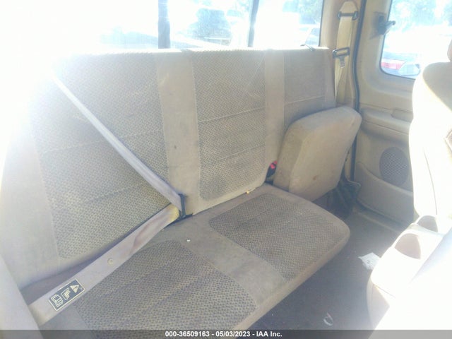 2001 FORD F-150 XL/XLT VIN: 1FTZX17221NB01464