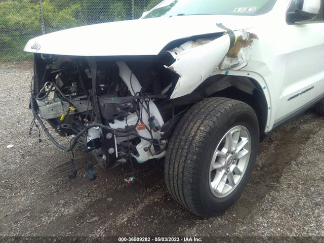 1C4RJFAG2KC855111 Jeep Grand Cherokee Laredo E