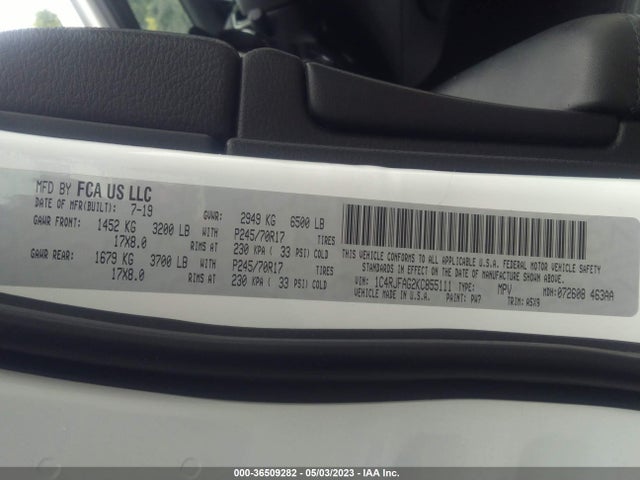 1C4RJFAG2KC855111 Jeep Grand Cherokee Laredo E