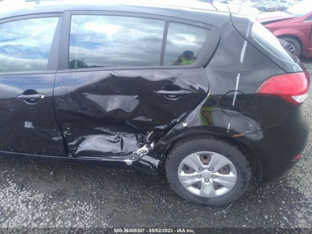 KNAFK5A88J5773855 KIA Forte5 Lx