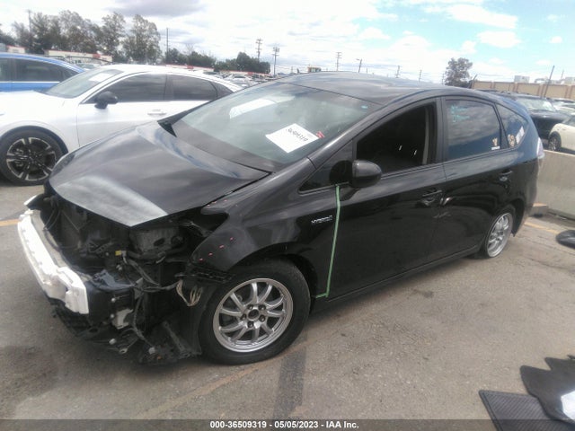 Toyota Prius V Two/five/three/four 2017 JTDZN3EUXHJ055874 Image 2
