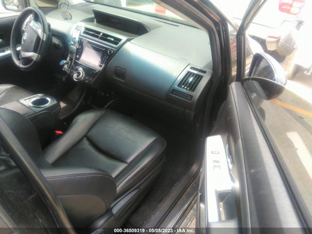 Toyota Prius V Two/five/three/four 2017 JTDZN3EUXHJ055874 Image 7