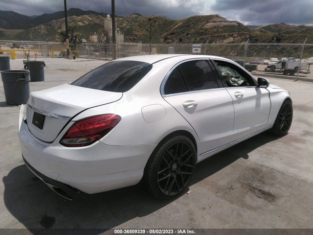 55SWF4JB6JU243961 Mercedes-Benz C-class C 300