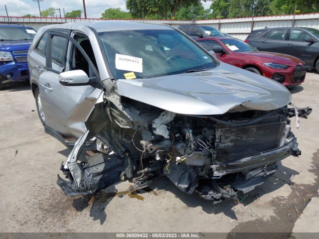 5XYKT3A66FG660146 KIA SORENTO LX