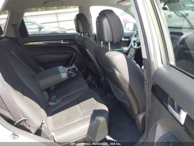 5XYKT3A66FG660146 KIA SORENTO LX