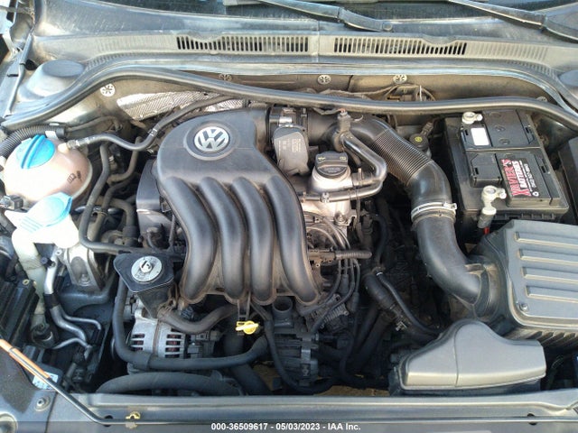 3VW2K7AJ4EM311483 Volkswagen Jetta Sedan S