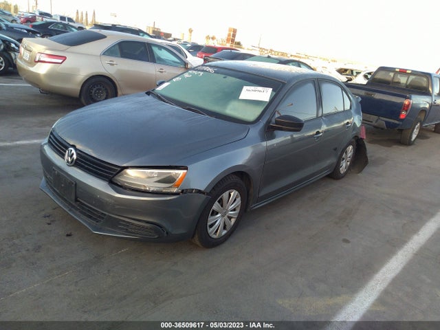 3VW2K7AJ4EM311483 Volkswagen Jetta Sedan S