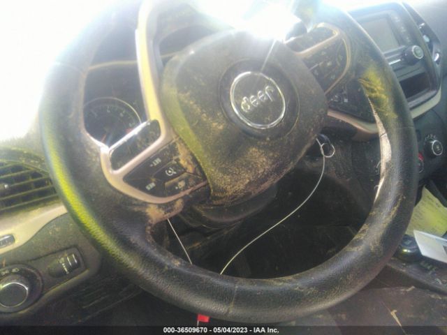 1C4PJMAB9FW594998 Jeep Cherokee Sport
