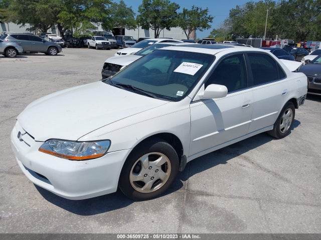 2000 HONDA ACCORD SDN EX W/LEATHER VIN: 1HGCG5665YA013500