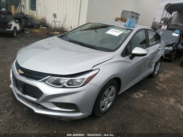 Chevrolet CRUZE LS 2017 1G1BC5SMXH7130506 Image 2