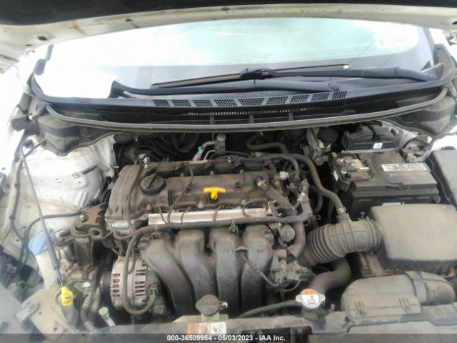3KPFK4A72HE043099 KIA FORTE LX