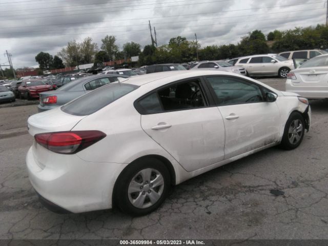 3KPFK4A72HE043099 KIA FORTE LX