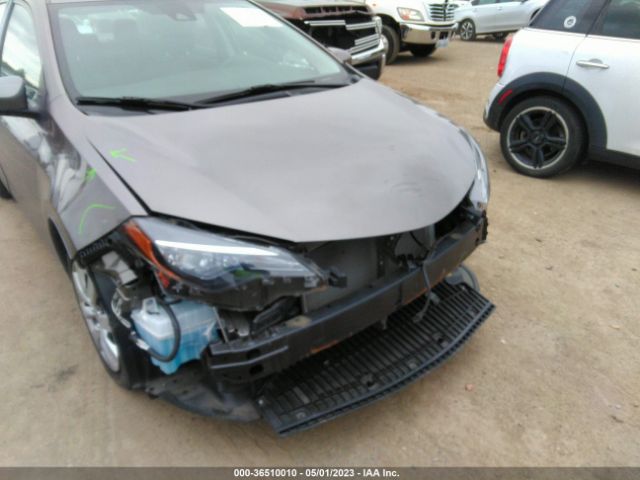 2T1BURHE6JC061930 Toyota COROLLA LE