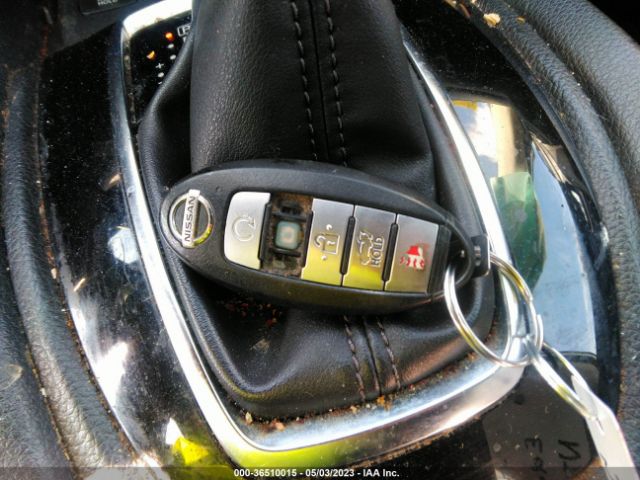 JN8AT2MT0KW257269 Nissan ROGUE SV