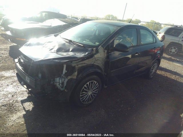 Chevrolet Sonic Ls Auto 2014 1G1JA5SH0E4242491 Image 2