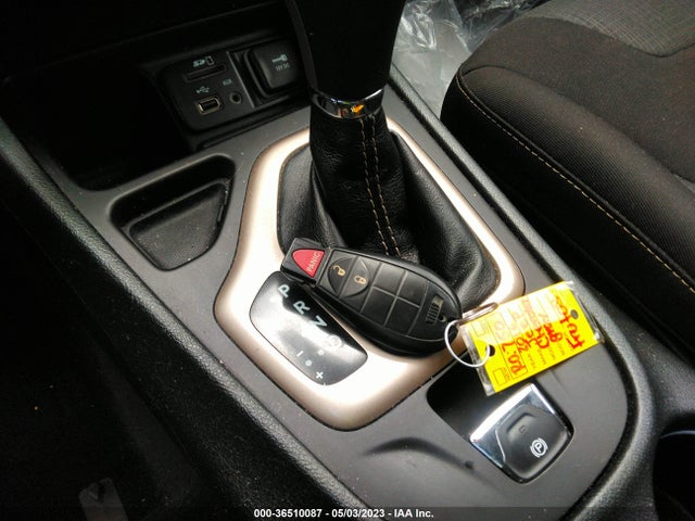 1C4PJLCB2GW200623 Jeep Cherokee Altitude