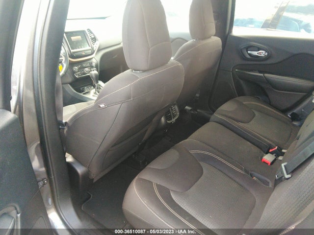 1C4PJLCB2GW200623 Jeep Cherokee Altitude