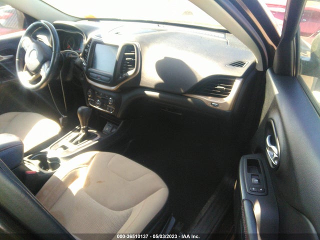 1C4PJLCB8GW284219 Jeep Cherokee 75th Anniversary