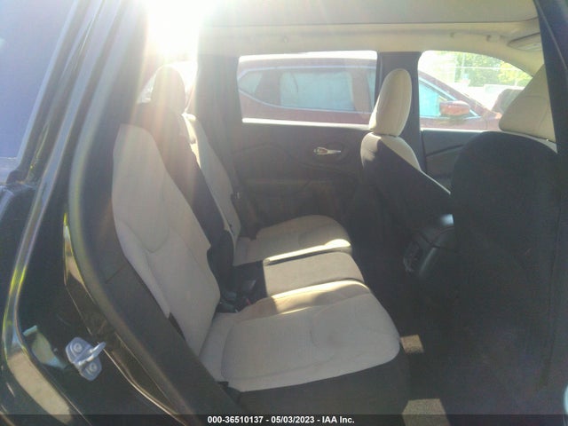 1C4PJLCB8GW284219 Jeep Cherokee 75th Anniversary