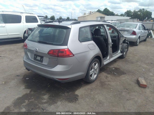 3VWCA7AU8FM515027 Volkswagen Golf Sportwagen Tdi S