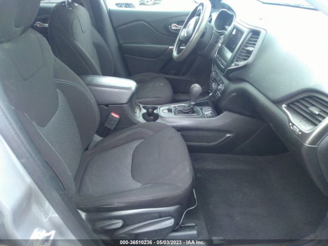 1C4PJLCB8LD531115 Jeep Cherokee Latitude