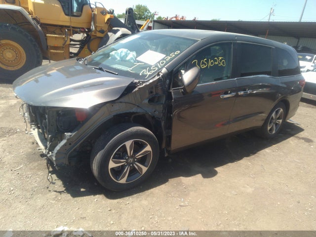 Honda Odyssey Touring 2018 5FNRL6H89JB078274 Image 2