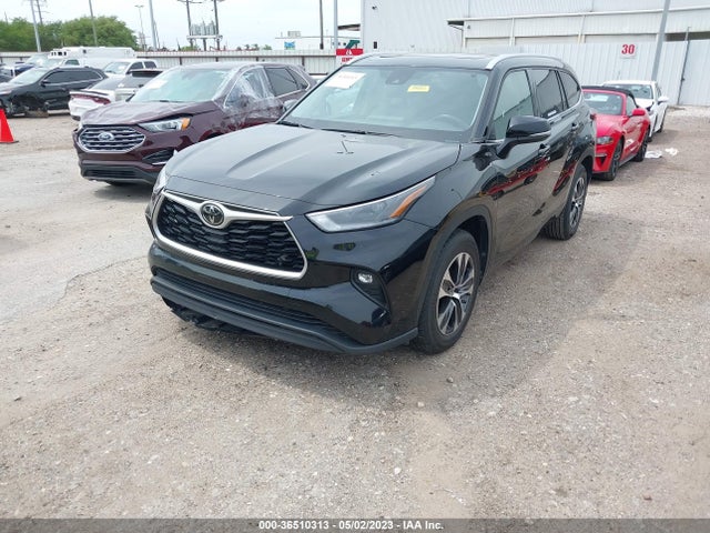 Toyota Highlander Xle 2021 5TDGZRAH1MS037526 Image 2