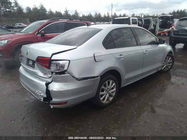 3VWD17AJ4FM211123 Volkswagen Jetta Sedan 1.8t Se