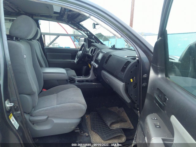 Toyota Sequoia Sr5 2014 5TDBY5G13ES097521 Image 5