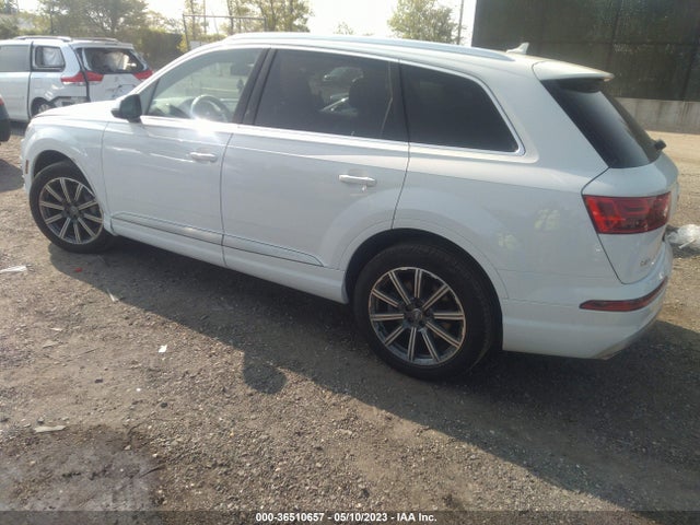 WA1LHAF74KD038658 Audi Q7 Premium Plus