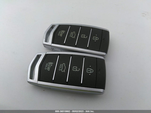 Genesis G80 3.8l 2018 KMHGN4JE5JU232147 Image 3