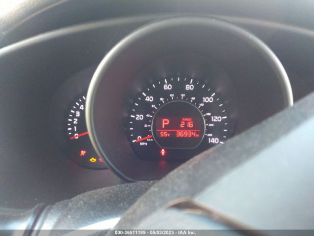 KNDJN2A29G7374366 KIA Soul Base