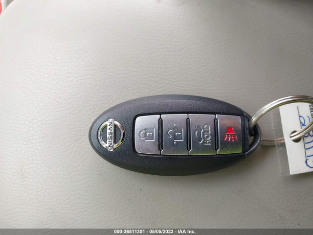 2014 NISSAN SENTRA SL VIN: 3N1AB7AP0EY231113