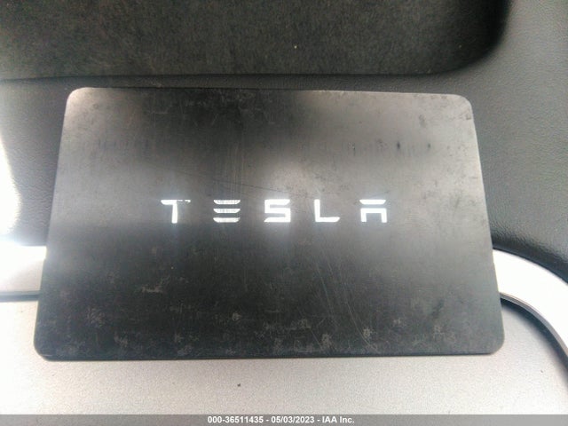 7SAYGDEF9NF439034 Tesla Model Y Performance