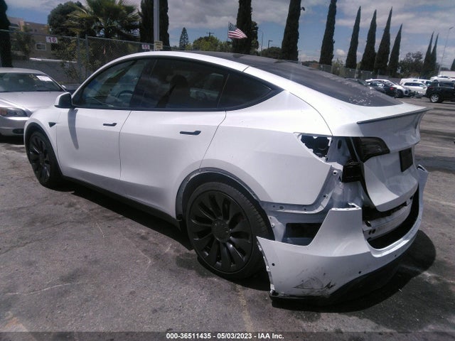 7SAYGDEF9NF439034 Tesla Model Y Performance