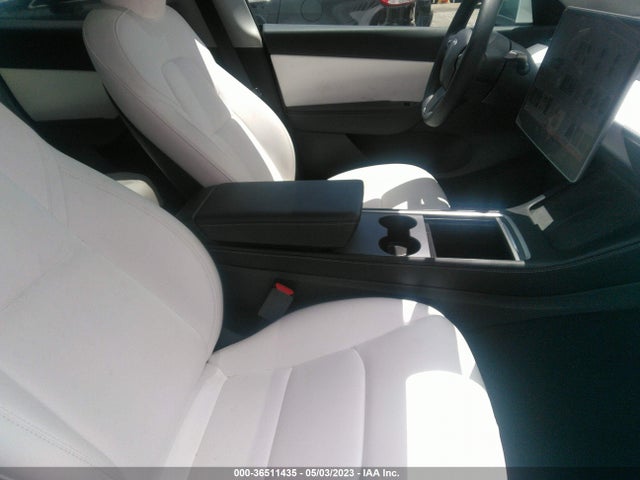 7SAYGDEF9NF439034 Tesla Model Y Performance