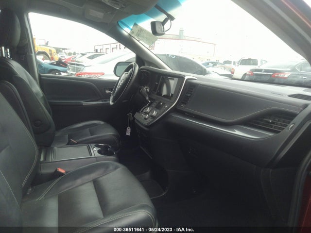 Toyota SIENNA SE 2017 5TDXZ3DC2HS769795 Image 7