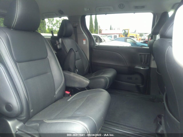Toyota SIENNA SE 2017 5TDXZ3DC2HS769795 Image 10