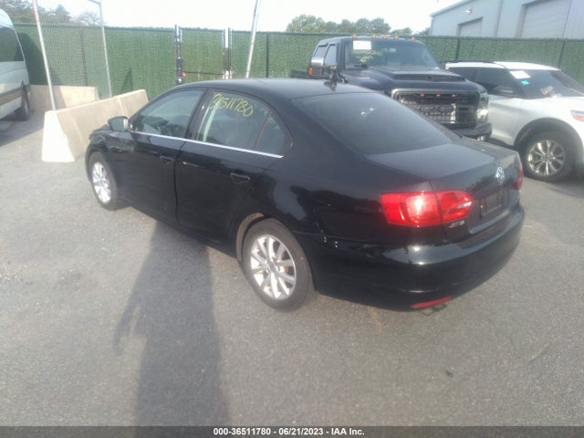 3VWD17AJ6EM353343 Volkswagen Jetta Sedan Se