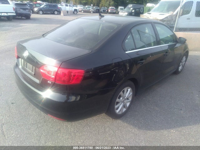3VWD17AJ6EM353343 Volkswagen Jetta Sedan Se